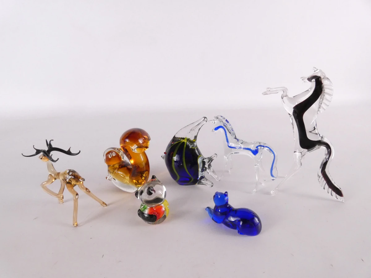 Set van 19 glazen dierfiguren