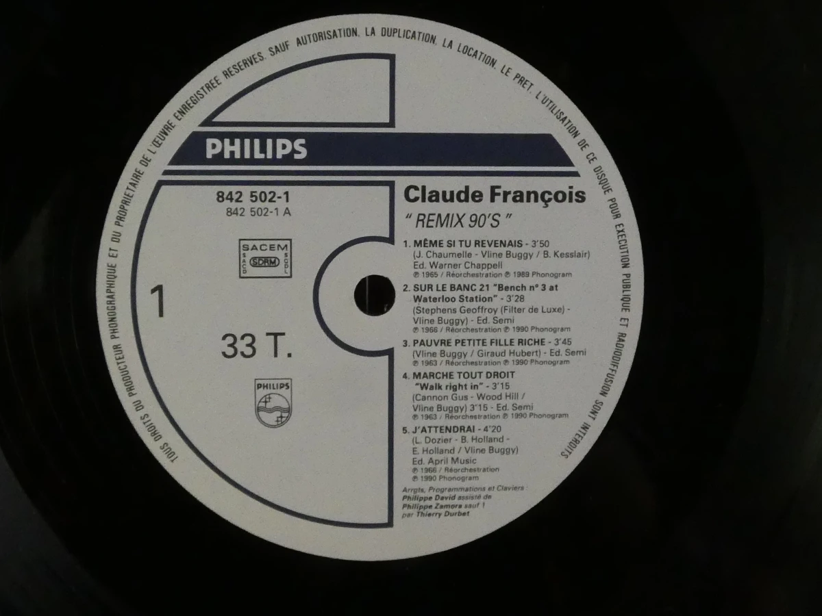 35 Verzameling vinyl singles en maxi-singles met hoesjes
