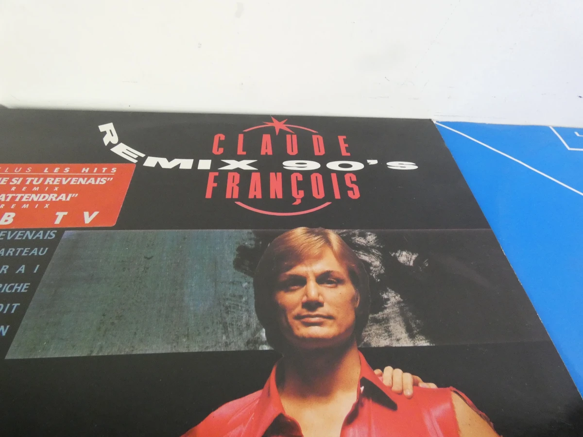 35 Verzameling vinyl singles en maxi-singles met hoesjes