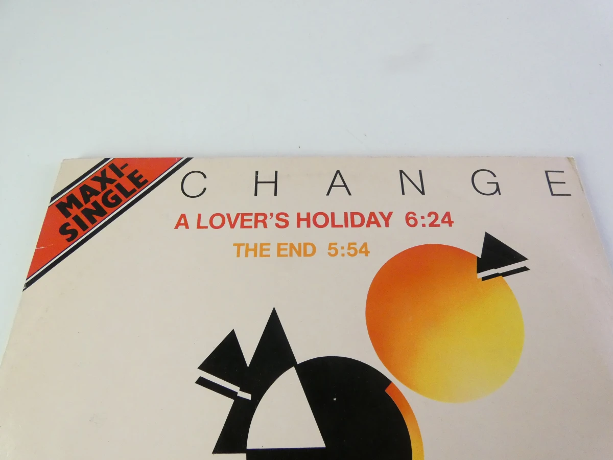 35 Verzameling vinyl singles en maxi-singles met hoesjes