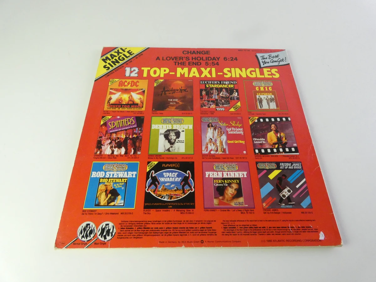 35 Verzameling vinyl singles en maxi-singles met hoesjes