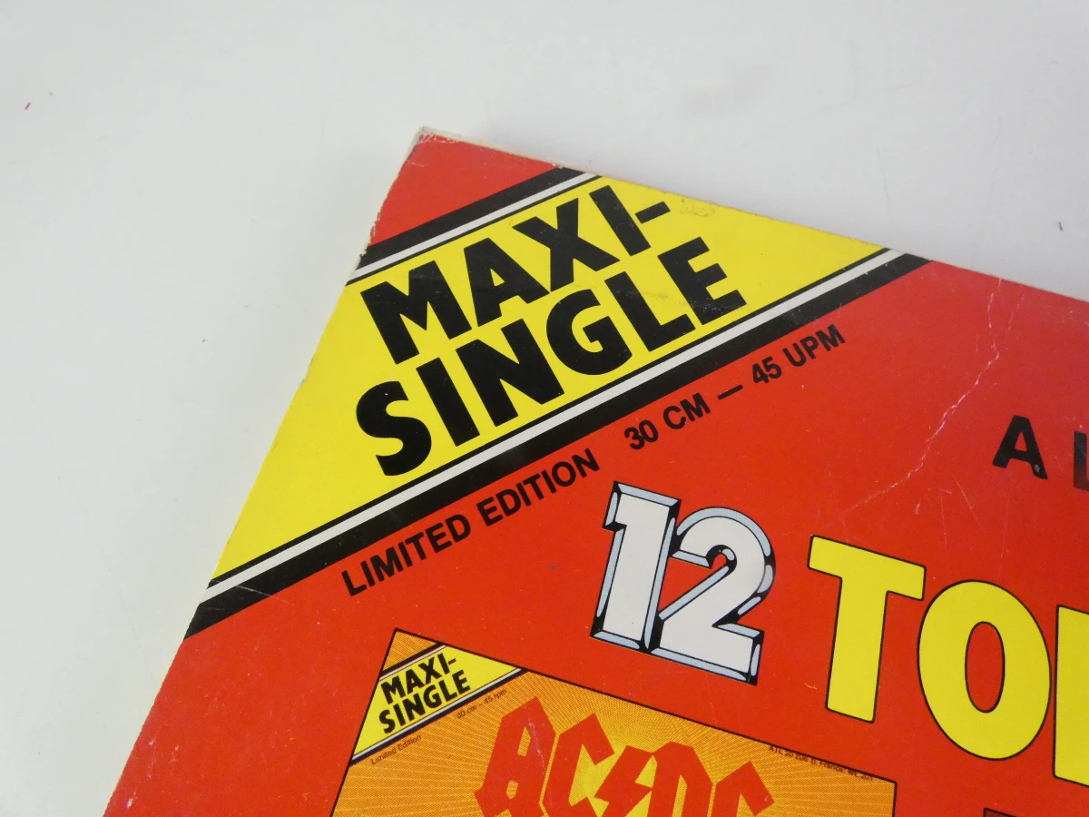 35 Verzameling vinyl singles en maxi-singles met hoesjes