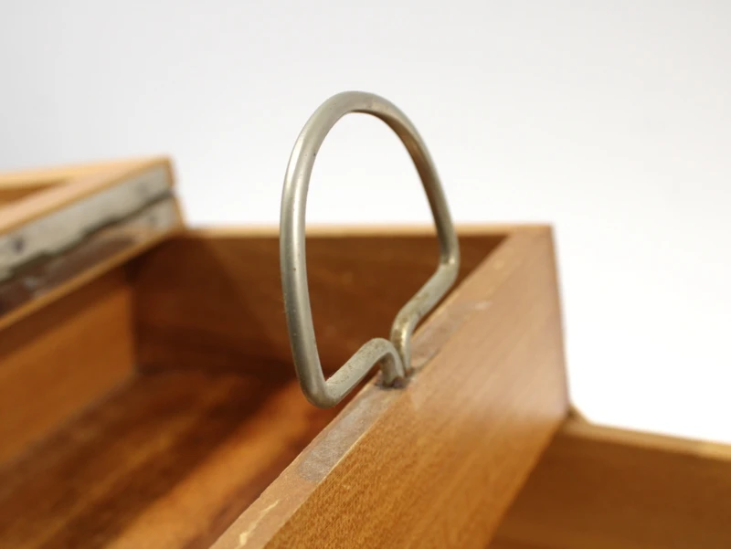 Vintage houten harmonica naaidoos ca. 1960–1970