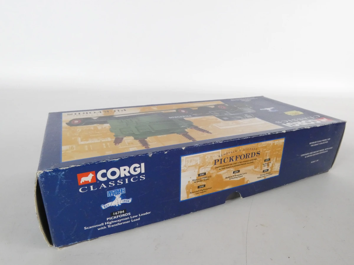 Corgi Classics model vrachtwagens in hun originele dozen