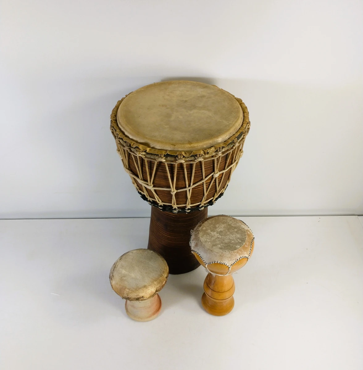 Set van 3 handgemaakte djembe's - foto 2