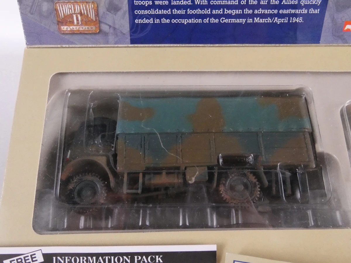 Lot van drie Corgi World War II Collection-schaalmodellen