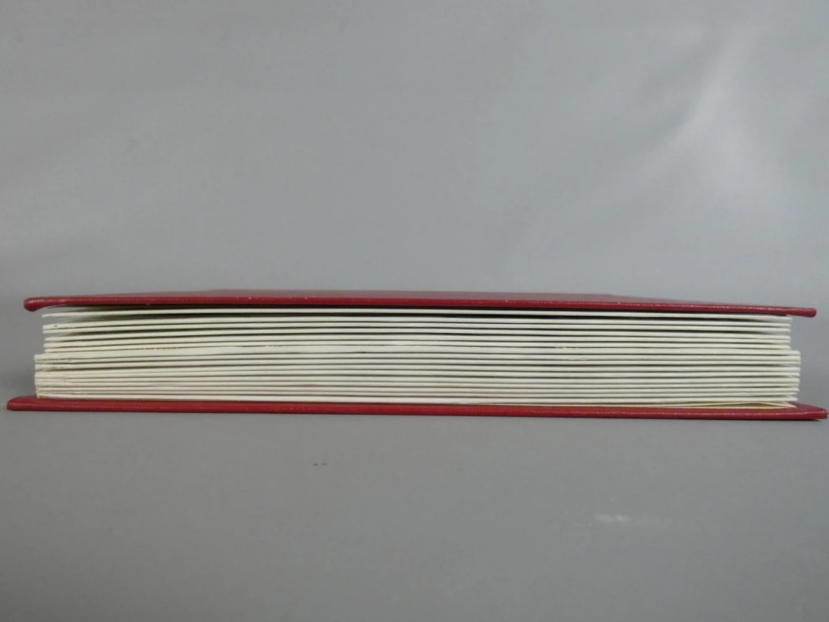 Rood postzegelalbum - wereldwijd