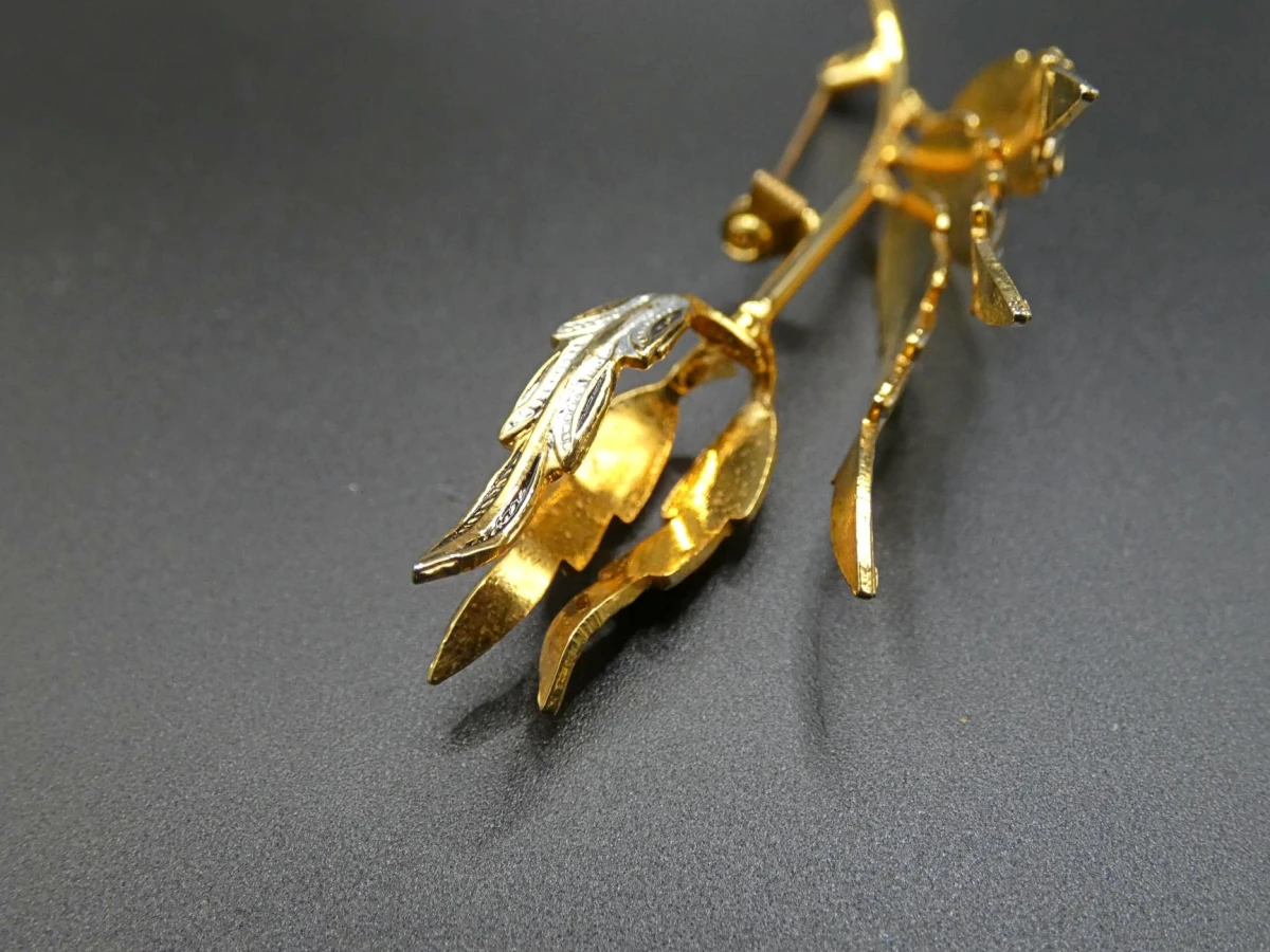 Goudkleurige broche met bladeren - foto 3