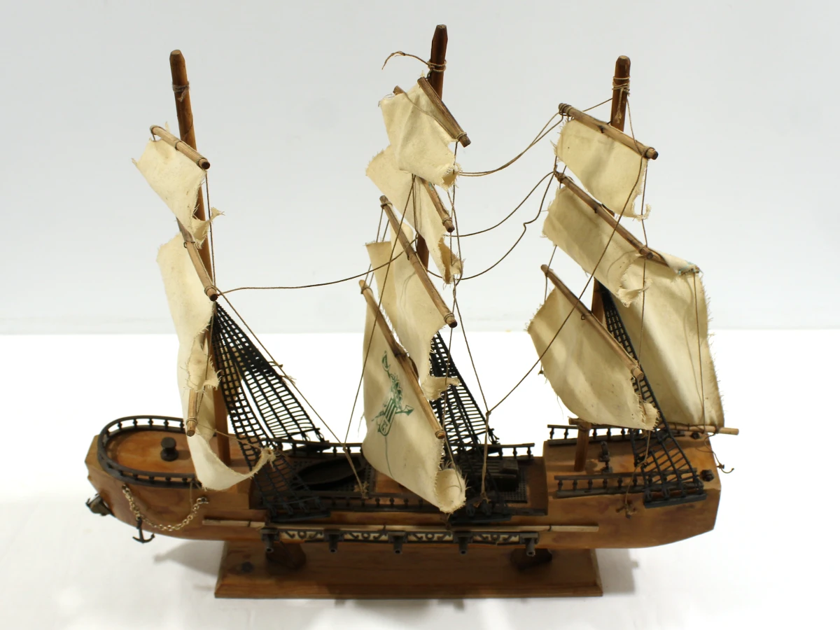 Klassiek Houten Modelboot [Handcrafted] - foto 8