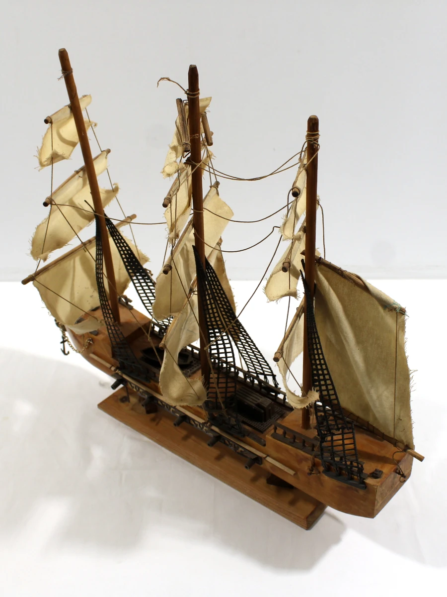 Klassiek Houten Modelboot [Handcrafted] - foto 7