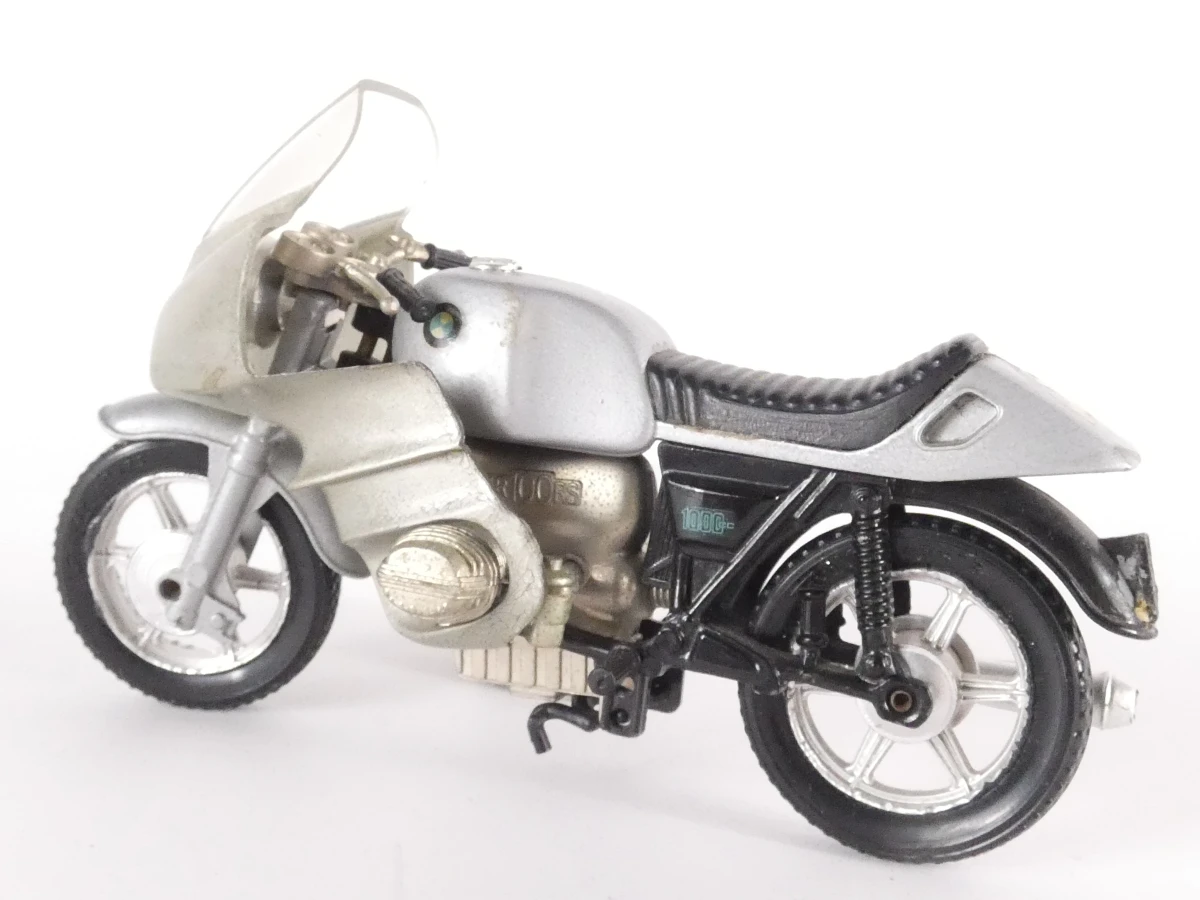 Lot van 12 metalen modelmotorfietsen