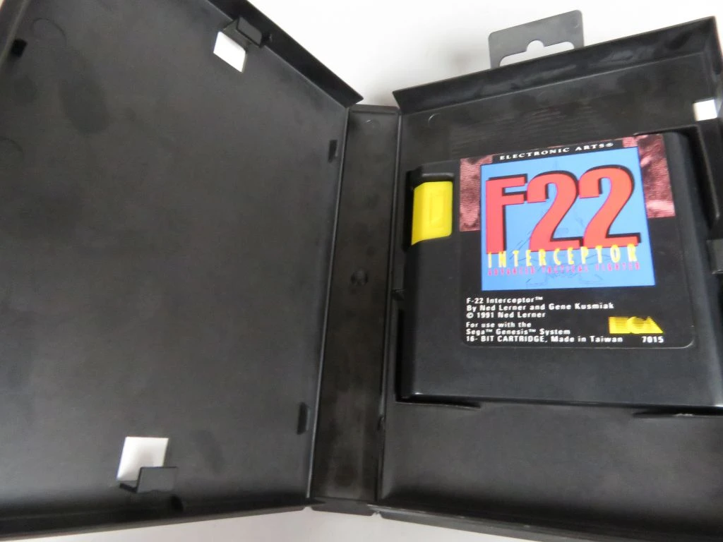 Set retro gamecontrollers met Sega console en spelletjes - foto 5