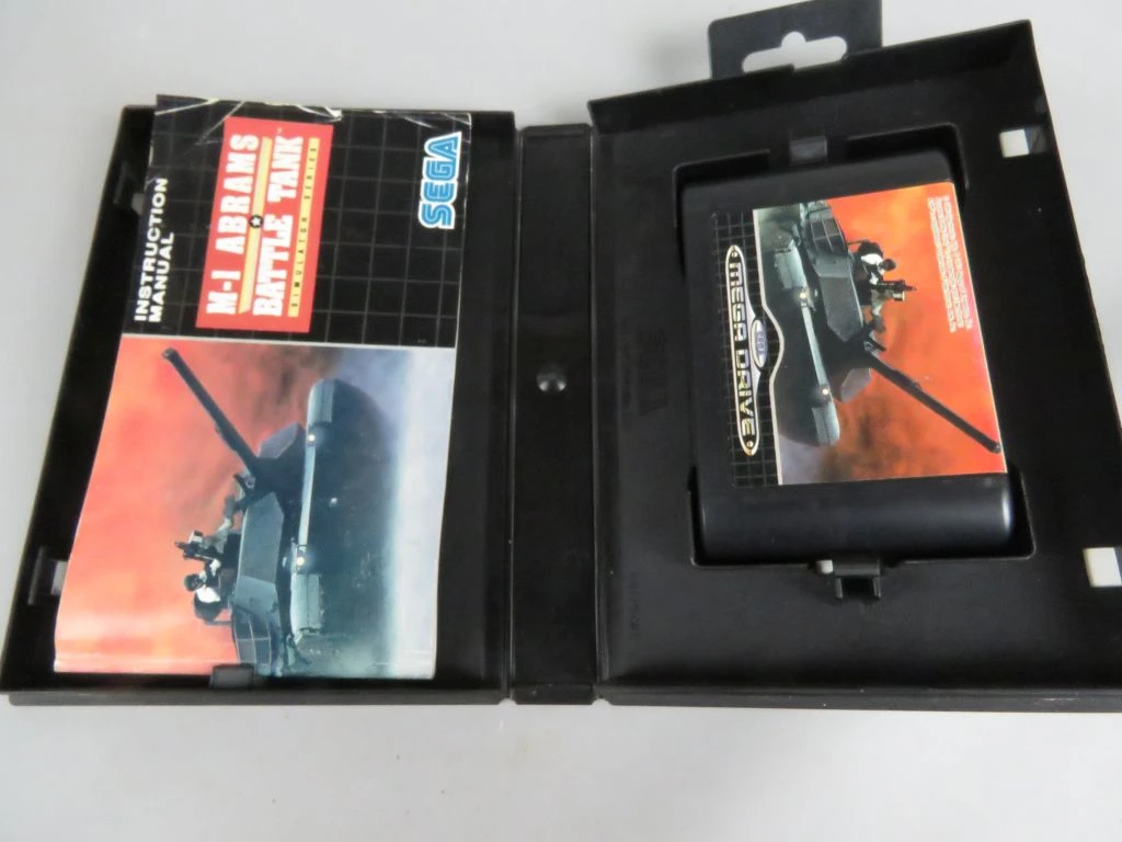 Set retro gamecontrollers met Sega console en spelletjes - foto 6
