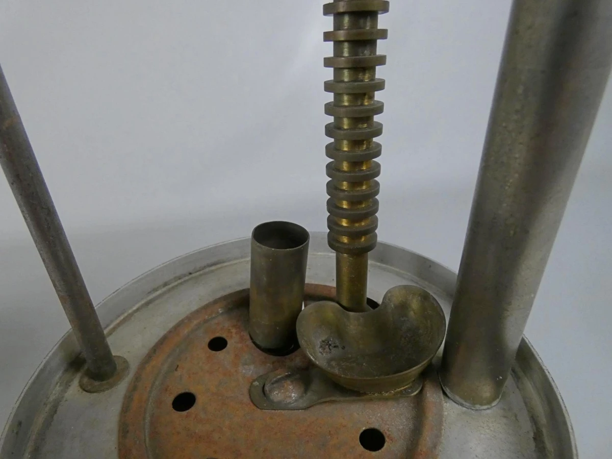 Zeldzame Coleman Petroleum Lantern / Stormlamp (Model 238B)