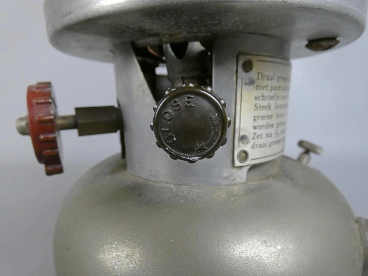 Zeldzame Coleman Petroleum Lantern / Stormlamp (Model 238B)