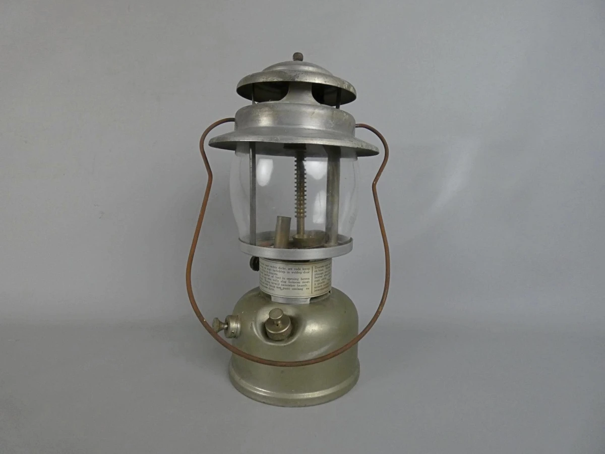 Zeldzame Coleman Petroleum Lantern / Stormlamp (Model 238B)