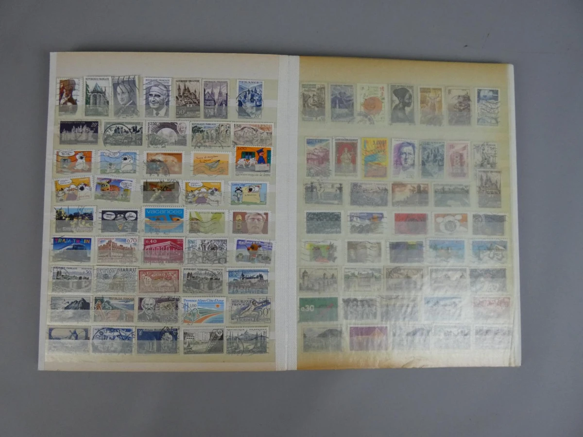 Filatelie: Postzegelalbum Frankrijk