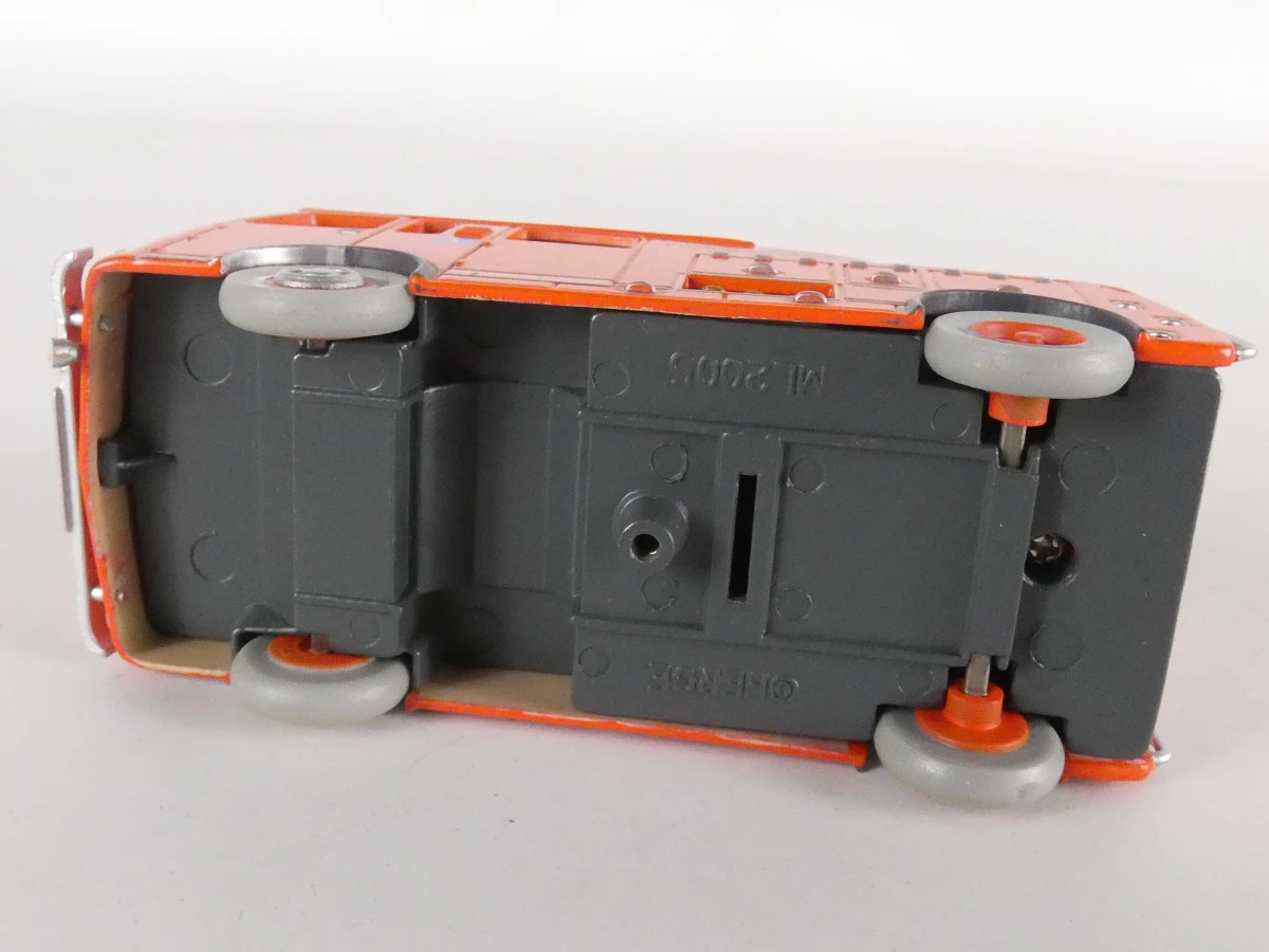 Set vintage brandweerauto's en Mickey Mouse speelgoedauto