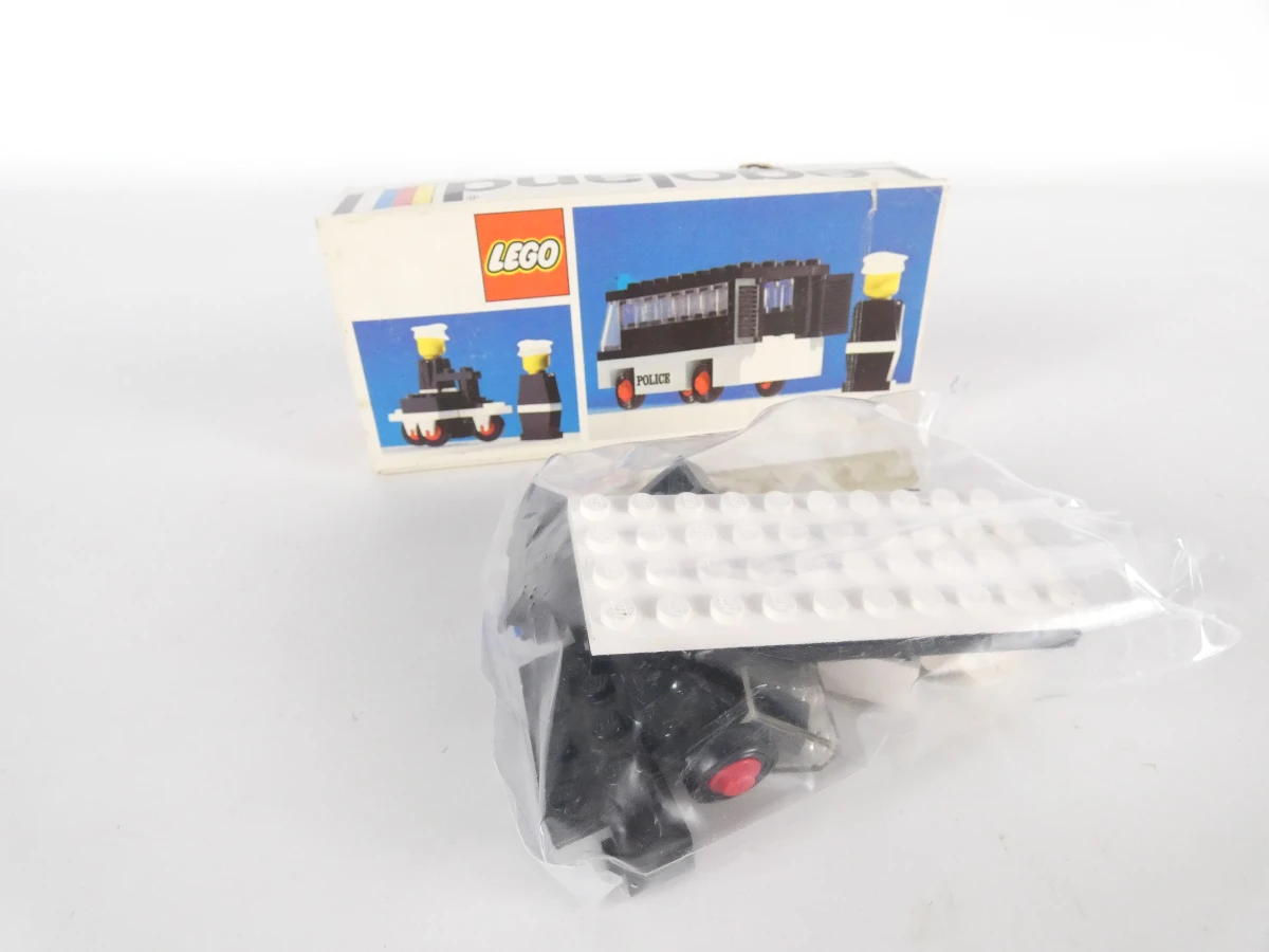 Vintage Legoland bouwsets: Shell, ambulance met helikopter, politiebus