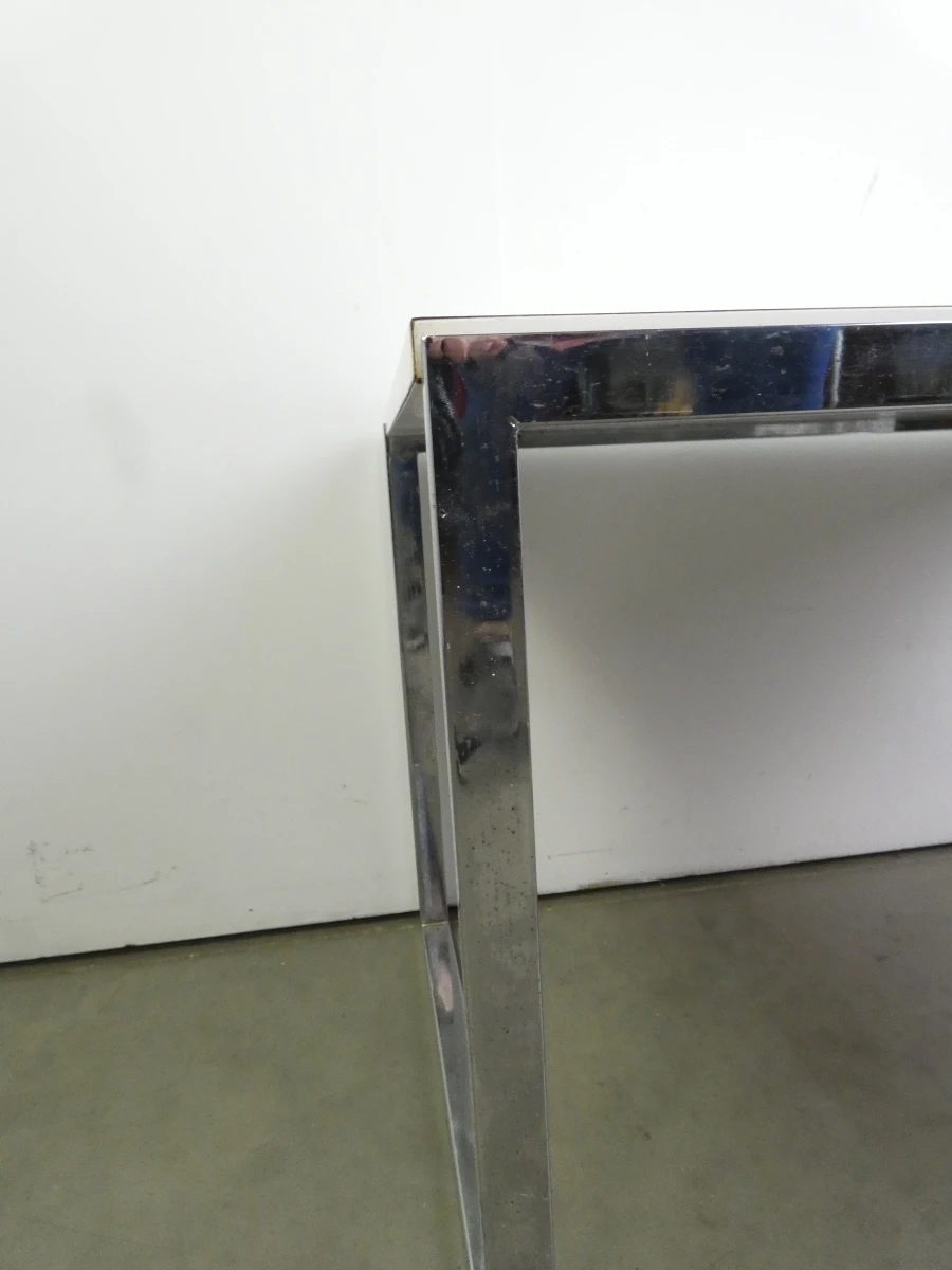 Set van 3 witte nesttafels met chromen frame