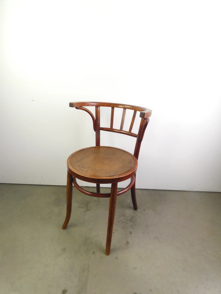 Houten vintage stoel - thonet stijl