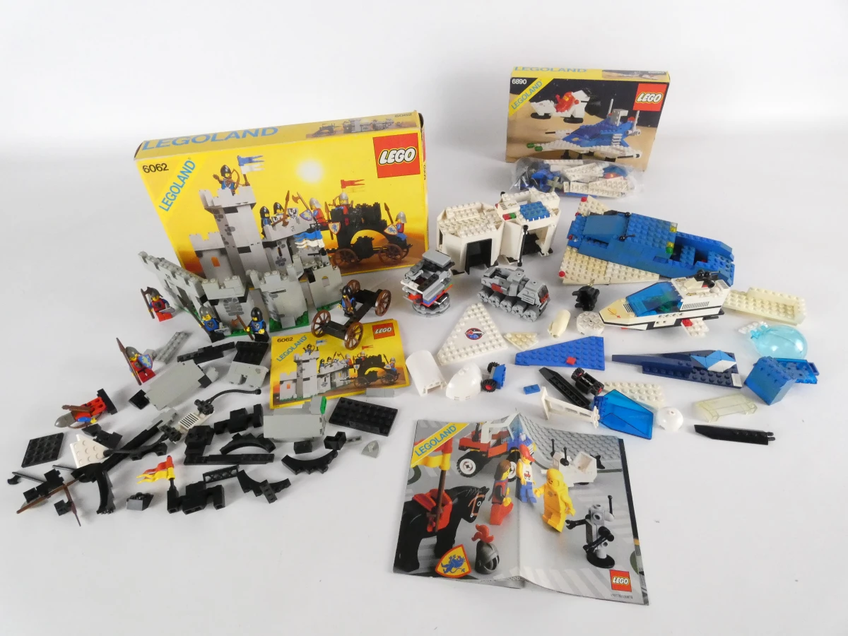 Vintage LEGO Legoland bouwsets met handleidingen en dozen