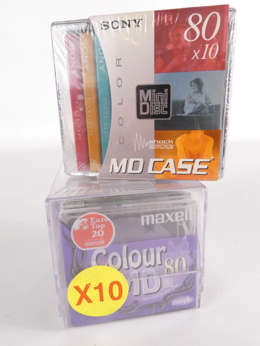 Twee originele MiniDisc-verpakkingen