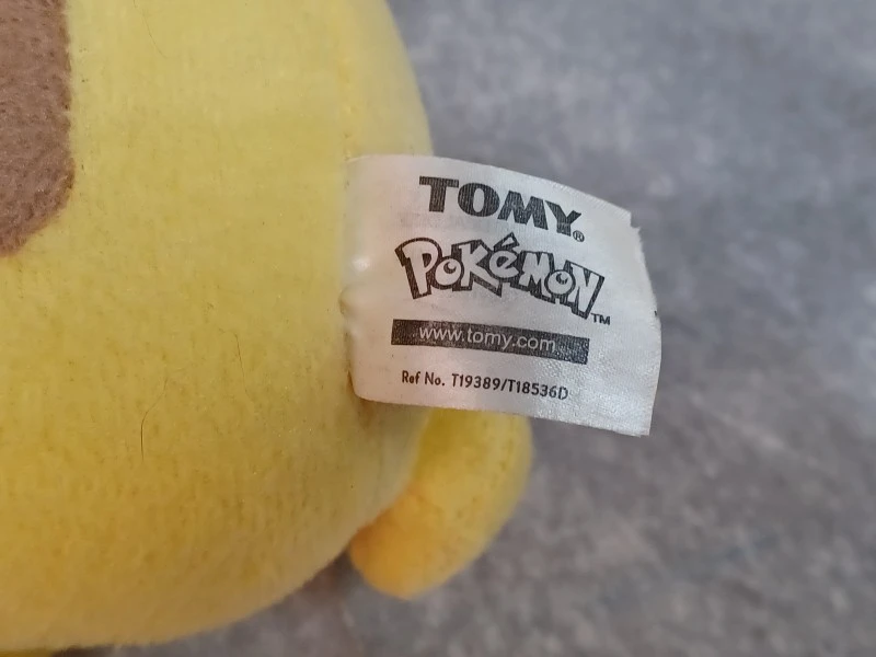 Luxe Mewtwo Binder met 225 kaarten in en Pikachu knuffel-trio - foto 19