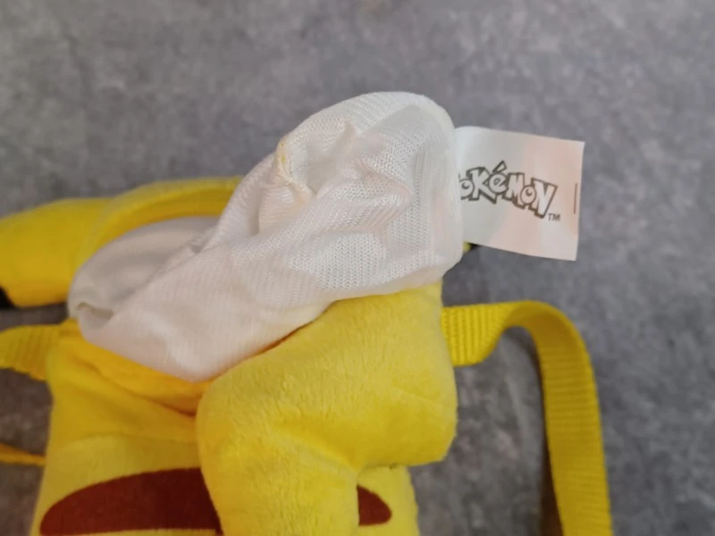 Luxe Mewtwo Binder met 225 kaarten in en Pikachu knuffel-trio - foto 24