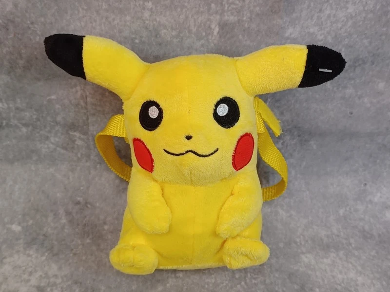 Luxe Mewtwo Binder met 225 kaarten in en Pikachu knuffel-trio - foto 20