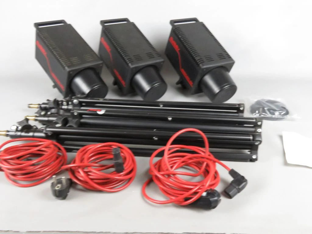 Set van 3 Ministudio 802 flitsers met statieven en koffer - foto 2