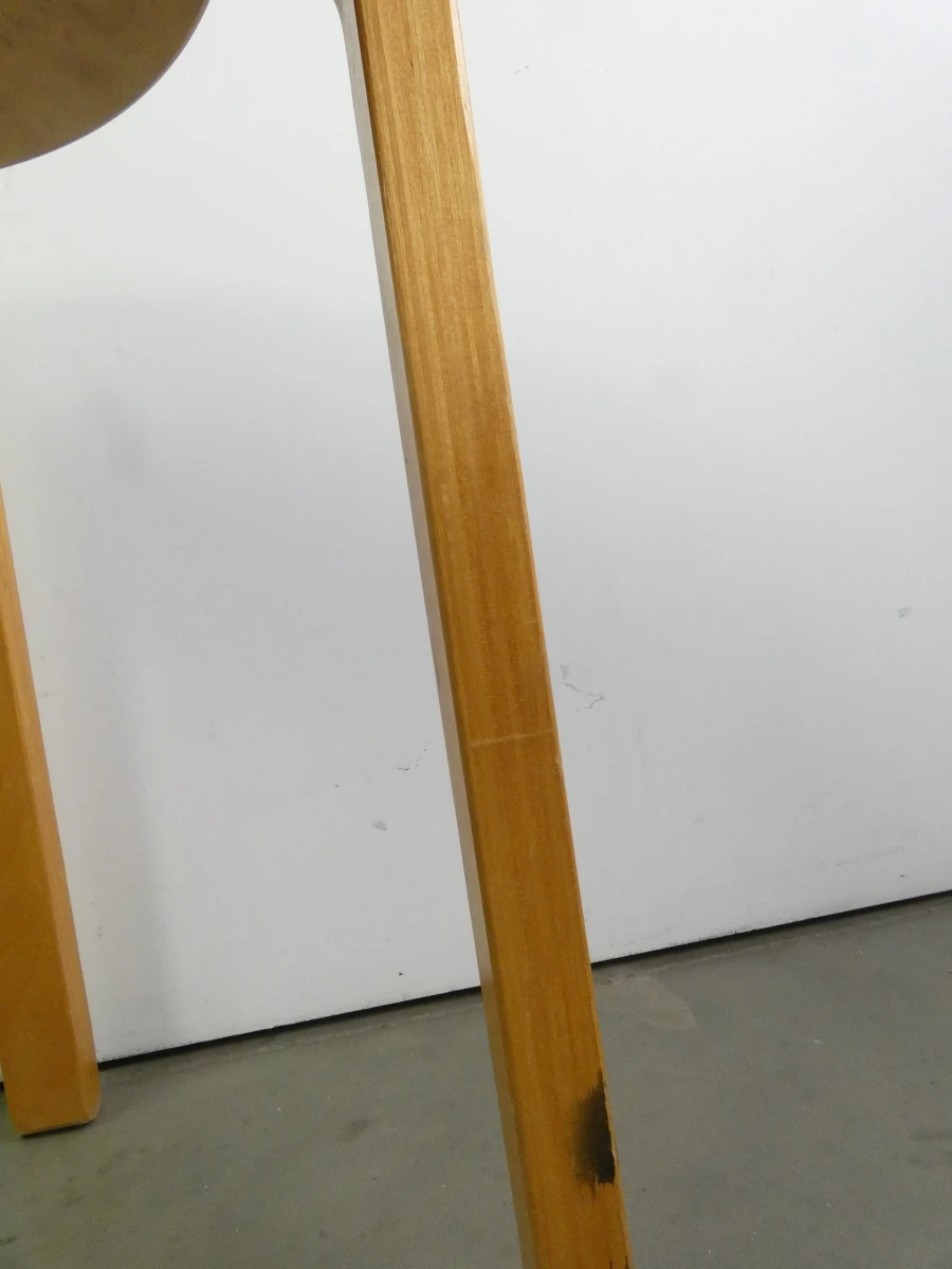 Set van 3 houten krukken met lichte gebruikssporen