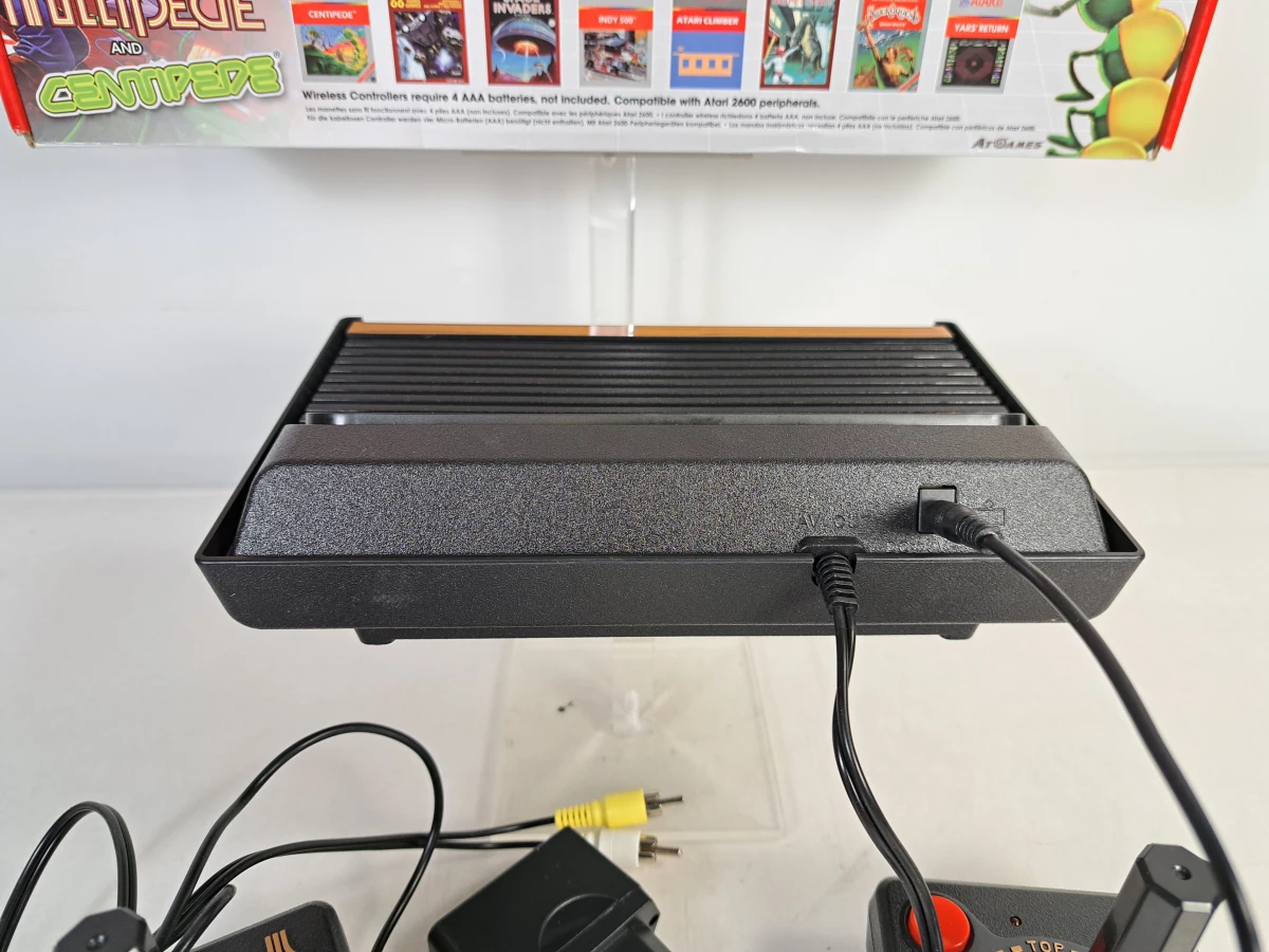 Atari Flashback 6 classic game console met 2 draadloze controllers - foto 5