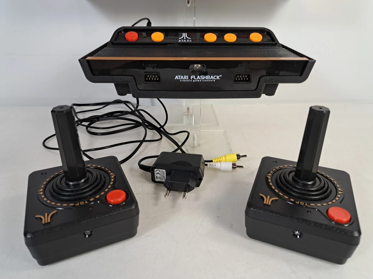 Atari Flashback 6 classic game console met 2 draadloze controllers - foto 4