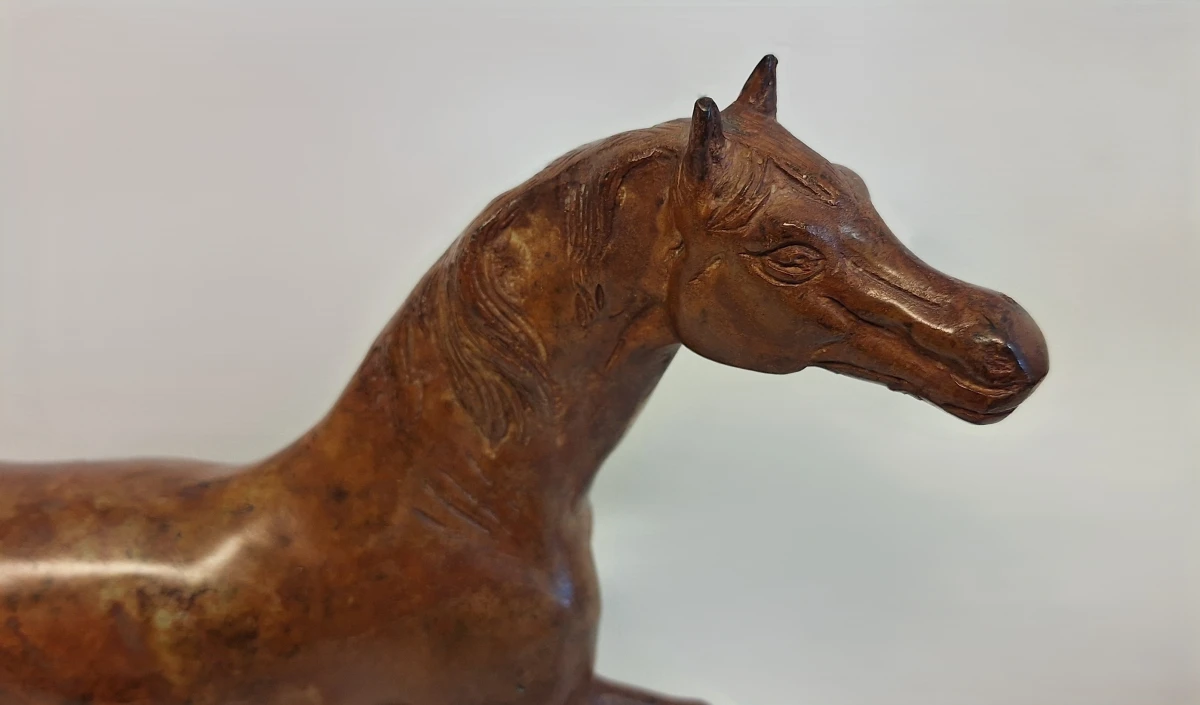 Beeld van een paard - foto 3