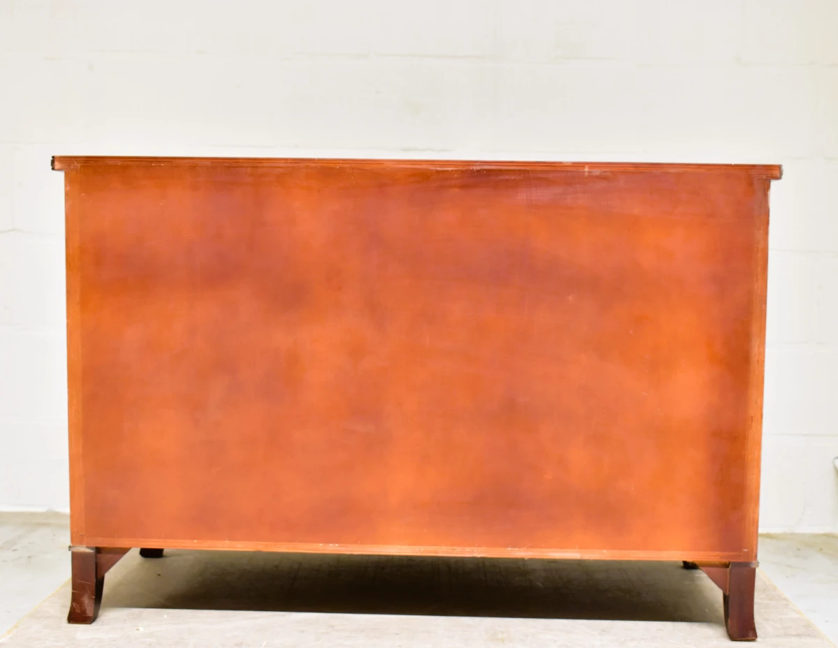 Elegante mahoniehouten commode met drie laden - foto 4