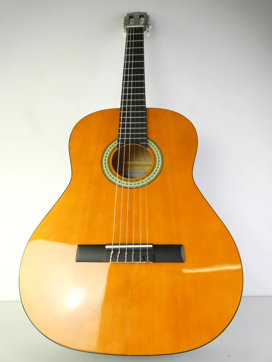 Klassieke gitaar 4/4 met accessoires en draagtas - foto 2