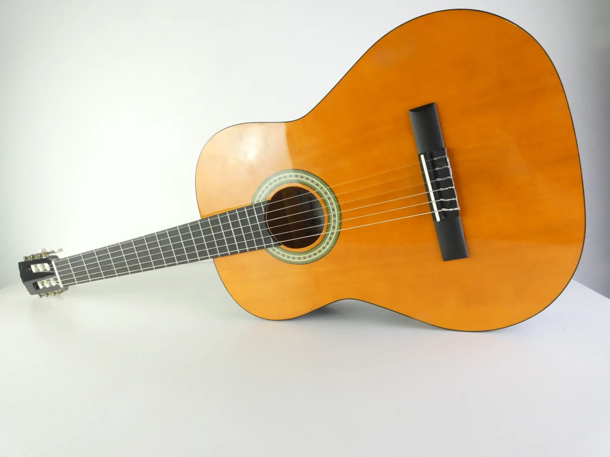 Klassieke gitaar 4/4 met accessoires en draagtas - foto 3