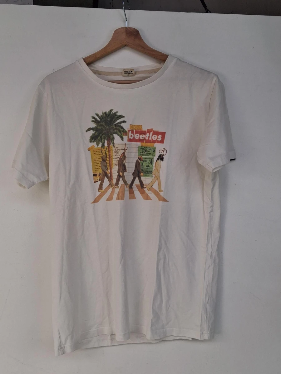Beatles Abbey Road beatles/beetles SPOOF T-shirt