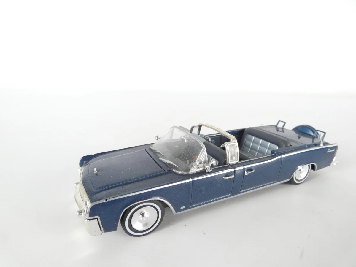 Collectie 21 klassieke modelauto’s
