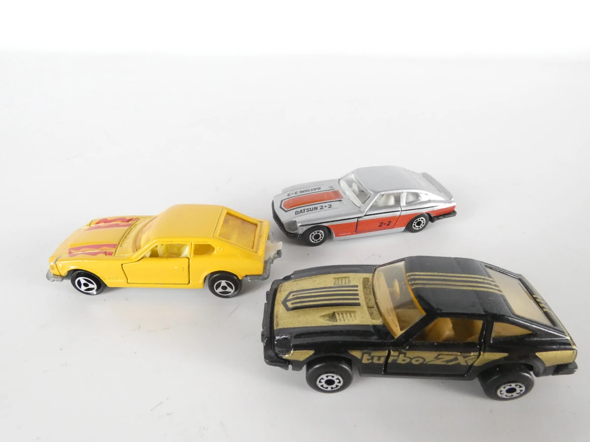 Collectie 21 klassieke modelauto’s