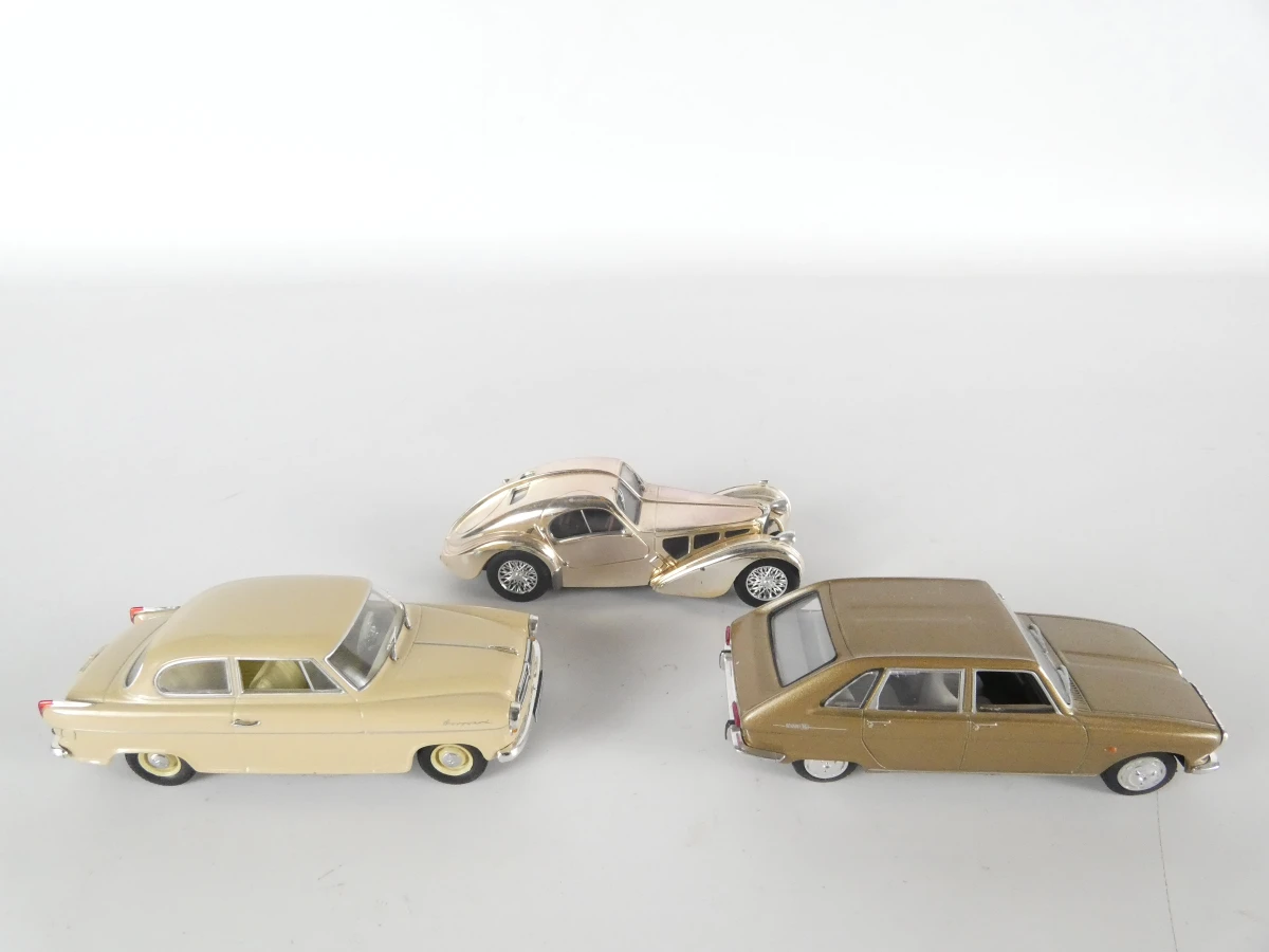 Collectie 21 klassieke modelauto’s