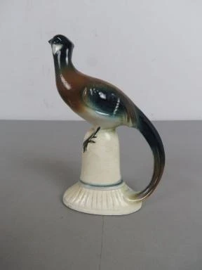 Beeldje van een fazant in keramiek