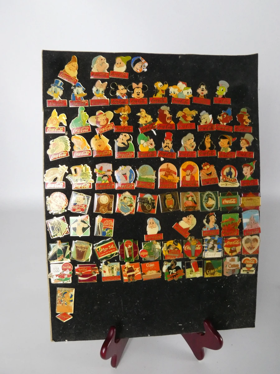 Grote verzameling diverse pins, speldjes en munten