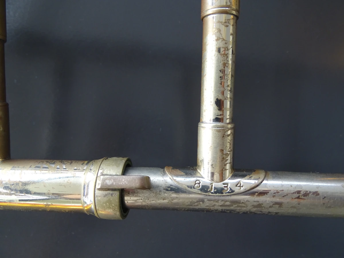Tenortrombone en signaalhoorn - foto 18