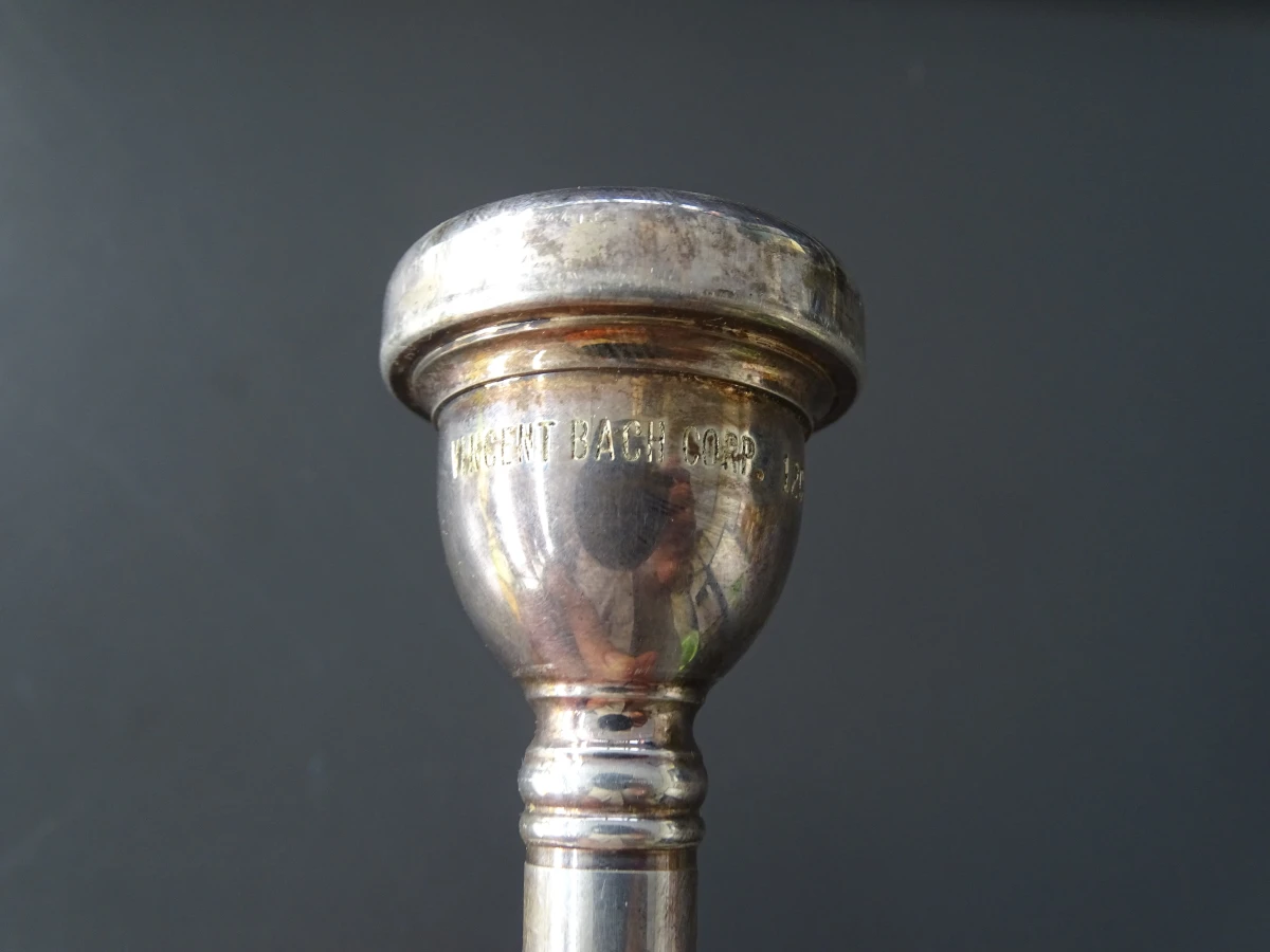 Tenortrombone en signaalhoorn - foto 22