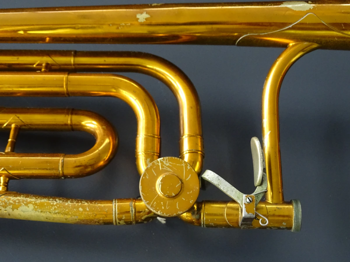 Tenortrombone en signaalhoorn - foto 13