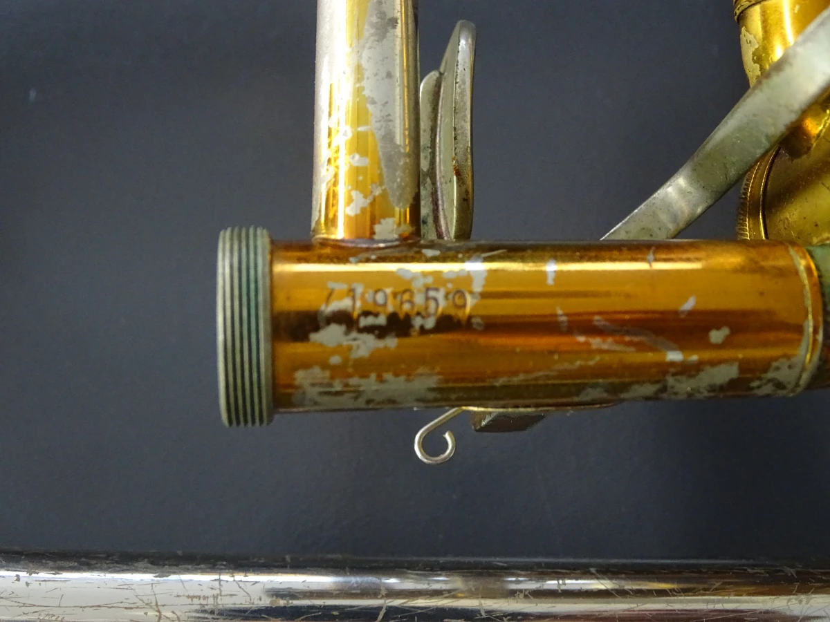 Tenortrombone en signaalhoorn - foto 11