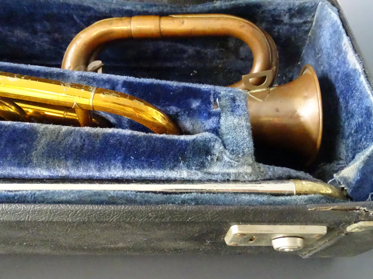 Tenortrombone en signaalhoorn - foto 6