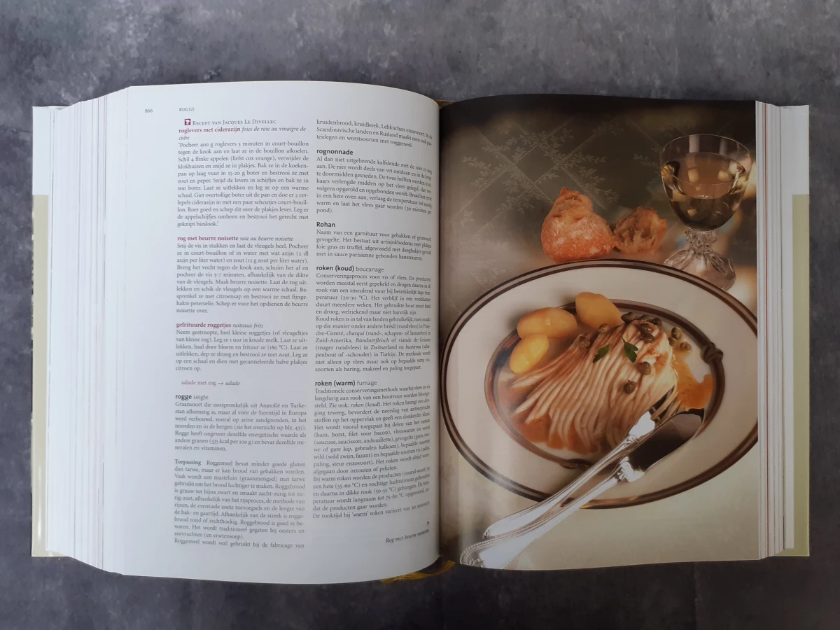 Boek: De Grote Larousse Gastronomique + Receptenboek - foto 10